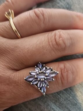 Elegant Silver Floral Cluster Ring with Light Purple Stones